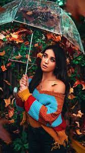 Stoya Fitnes Bikini Na Stule Sidya Dlya Portreta Licom Eto Na Fotoh Art By Photography Inspiration Creative Creative Photoshoot Ideas Portrait Photography Poses