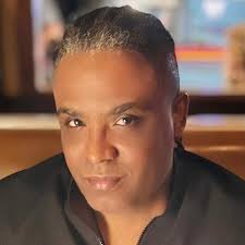 Shark Whisperer (Short 2021)