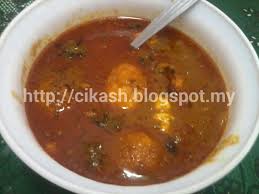 Kuah beulangong, kari tanpa santan khas aceh yang gurih. Kari Telur Rebus Goreng