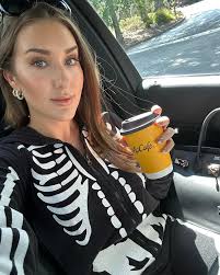 Tiffany Denny's Instagram, Twitter & Facebook