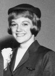 Shari Oliver's Instagram, Twitter & Facebook