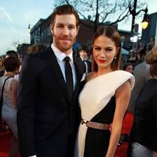 Jun 10, 2021 · i didn't get beat up or anything, but ran into some hostile fans in vancouver while wearing a brandon prust jersey in vancouver. Who Is Brandon Prust Dating Brandon Prust Girlfriend Wife