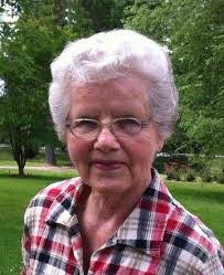 Suzanne Edington's Instagram, Twitter & Facebook