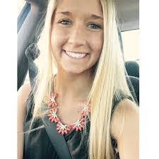 Amanda Atteberry's Instagram, Twitter & Facebook