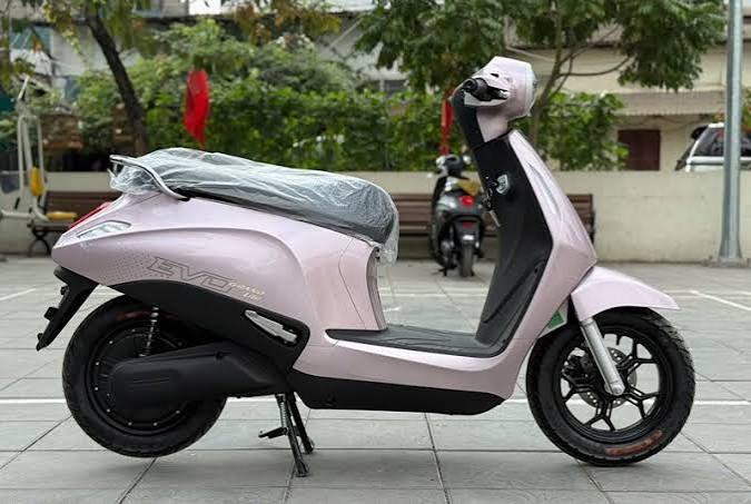 Hình ảnh mẫu xe VinFast Evo Grand Lite