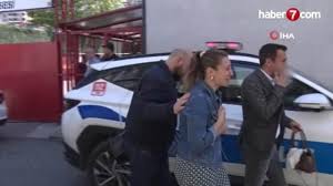 Okuldan atılan öğrenci okul müdürünü silahla vurdu