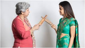 Family Tips Why Married Women Don't Want To Live With In-laws In Hindi -  Amar Ujala Hindi News Live - Family Tips:सास-ससुर के साथ क्यों नहीं रहना  चाहती हैं आजकल की लड़कियां,