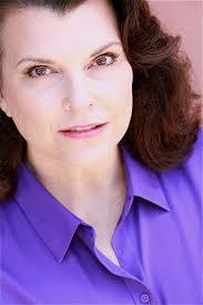 Ronnie Hook's Instagram, Twitter & Facebook