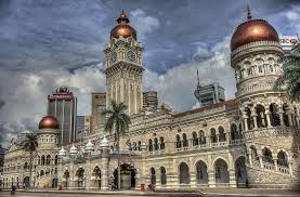 Nama dymm sultan negeri selangor, almarhum sultan abdul samad ibni almarhum raja abdullah telah diambil untuk menamakan bangunan ini yang pada ketika itu memerintah tahun 1898 hingga 1957. Wallpaper Bangunan Sultan Abdul Samad Hd Unduh Gratis Wallpaperbetter