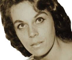 Deirdre Walker's Instagram, Twitter & Facebook