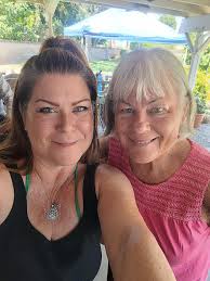 Danielle Priest (@33bleu33) • Instagram photos and videos