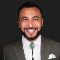 2700+ "Oscar La" profiles