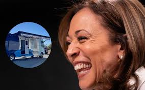 Kamala Harris da vasectomías y abortos a militantes de campaña