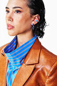 Mall Fashion Is Finally Good Again. Here's How to Shop Like a Pro, Not a  Teen.