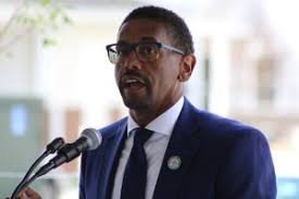 REACH Riverside cuts ribbon