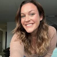 Katherine Noss's Instagram, Twitter & Facebook