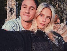 DoveCameron Colombia (@DoveColombiaFC)