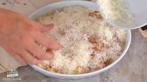 Tous En Cuisine Avec Cyril Lignac La Recette Du Chef Pour Un Gratin Aux Macaronis Croustillant En 2020 Recette De Chef Recette Gratin Legumes Recette