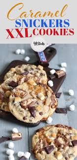 Monster Cookies Mit Karamell Und Snickers Bake To The Roots Rezept Snickers Kekse Rezept Kekse Kurbiskuchen Rezepte
