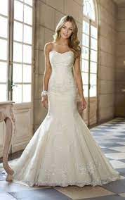 16 Mermaid Wedding Dresses To Show Off Your Curves Mermaid Wedding Dress Wedding Dresses Stella York Wedding Dress