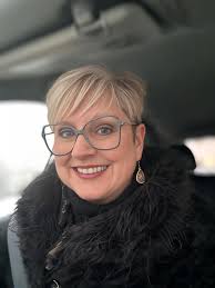 Short Hair Style for Fine Straight Hair