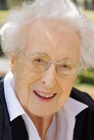 Helen Medlin's Instagram, Twitter & Facebook