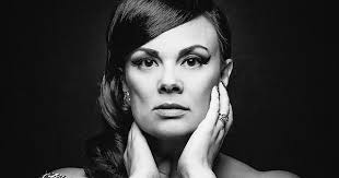 THE FAMOUS ELSEWHERE WORLD MUSIC QUESTIONNAIRE: Tami Neilson