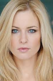 Adrianna Adams's Instagram, Twitter & Facebook