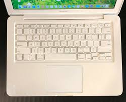 I don't want to move / change the fov of the camera, as this will require me dynamically adjusting all elements in the scene (see debug camera view image) Sofortige Lieferung Ist Moglich Apple Macbook 13 3 Pre Retina Laptop 4gb Ram 120gb Ssd Latest Os Warranty Schiff Am Nachsten Tag Blog Alphavalue Com