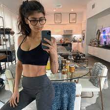 Mia khalifa monthly income in rupees. Mia Khalifa Net Worth 2021 Earnings Reemoshare