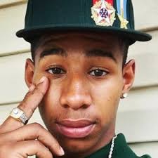 Lance Wiggins's Instagram, Twitter & Facebook