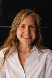 Jennifer Ahrens's Instagram, Twitter & Facebook