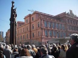 Fue el 16 de junio de 1955 en la plaza de mayo. Bombardeo A Plaza De Mayo 16 De Junio De 1955 Photos Facebook