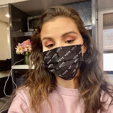 Скачай selena gomez feat rauw alejandro baila conmigo (2021) и selena gomez de una vez (2021). Selena Gomez On Twitter I Maskup To Protect Myself And Others That Are At Risk I Challenge Stevemartintogo Amyschumer And Juliamichaels To Join And Share Https T Co Lxoonp2cut