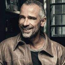Welcome to the eros ramazzotti's official facebook page. Eros Ramazzotti Im Taormina Panoramic Hotel