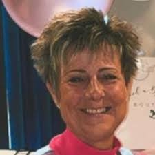 Colleen Roper's Instagram, Twitter & Facebook