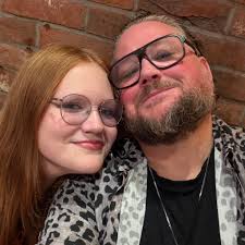 🗣️ Stephen Merchant