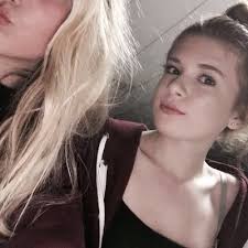 Amber Pearce (@two0fakind)