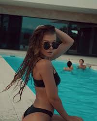 Kim Lamarin captivating OnlyFans moments