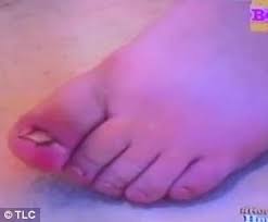 About the author latest articles. Mama June Doesn T Let Forklift Foot Get In Way Of Family Pool Day Daily Mail Online