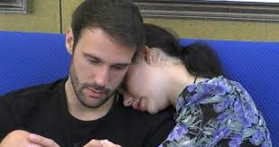 Andrea zenga, nato dalla relazione tra walter zenga e roberta termali, ha quattro fratelli: Grande Fratello Vip Notte Di Passione Tra Andrea Zenga E Rosalinda Video