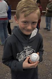 Cardinals Caravan makes a stop for baseball fans at Fort Leonard Wood