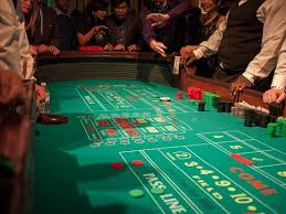 Las vegas tourism las vegas hotels las vegas bed and breakfast A Newbie S Guide To Learning How To Play Craps At A Casino In 5 Short Steps