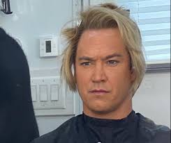 For those of us who never missed an episode, zack's list of love interests was much more elaborate. Mark Paul Gosselaar Transforms Back Into Zack Morris For Saved By The Bell Reboot