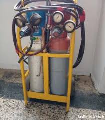 Salle de bains, cuisine, jardin, éclairage, électricité. Chalumeau Oxygene Offres Aout Clasf
