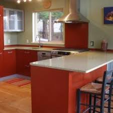 Plan de travail noir, gris, blanc. Island Kitchen Cuisine Chaleureuse A L Ile Cuisines En Aluminium Imdesign