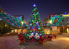 I personally like going to busch gardens christmas town after christmas day because i feel like it makes the season last a little bit longer. Busch Gardens Tampa Bay Prepares To Transform Into Christmas Town Inpark Magazine