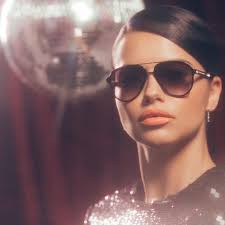 Magda femme on wn network delivers the latest videos and editable pages for news & events, including entertainment, music, sports, science and more, sign up and share your playlists. The Sunglasses Panther Deprives Revaux Of Adriana Lima On The Account Instagram Of Adrianalima Spotern