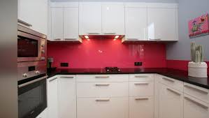 Credences Colorees Pour Cuisine Enjouee Diaporama Photo