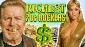 Mary Munsey's Instagram, Twitter & Facebook